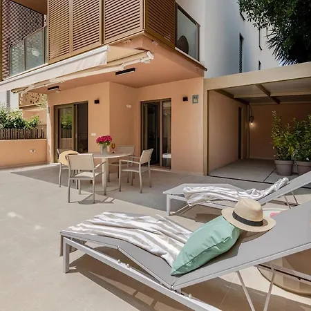 L 29 Luxury With Private Terrace, Spalato