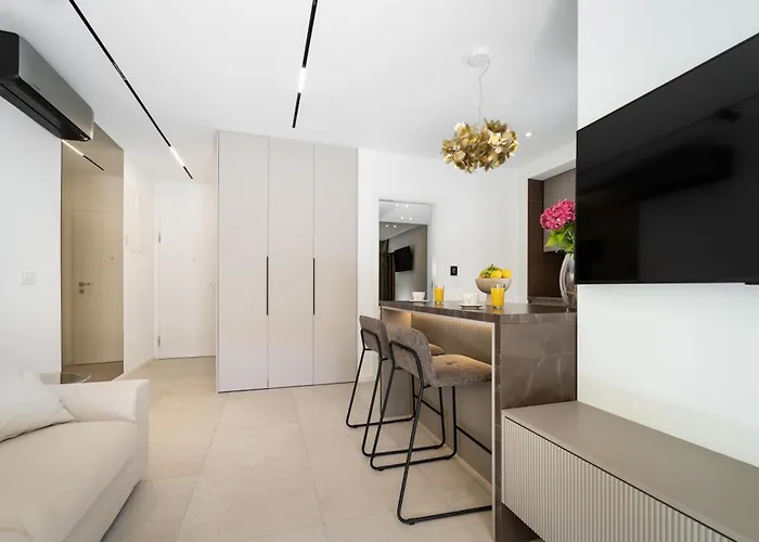 L 29 Luxury With Private Terrace, Lejlighed