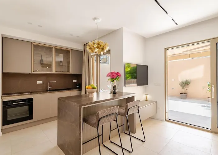 L 29 Luxury With Private Terrace, *