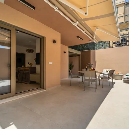 아파트 L 29 Luxury With Private Terrace, 스플리트