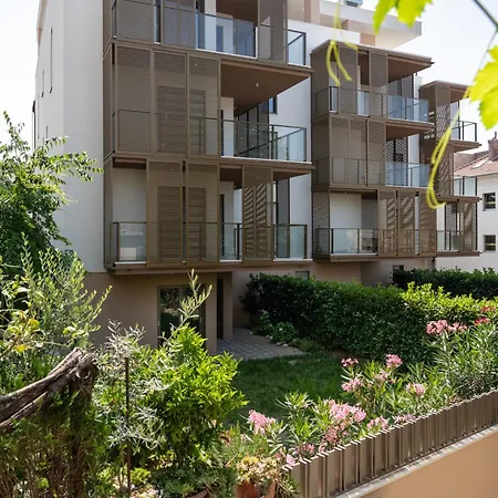 Апартаменты L 29 Luxury With Private Terrace, Сплит