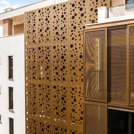 L 29 Luxury With Private Terrace, Апартаменты