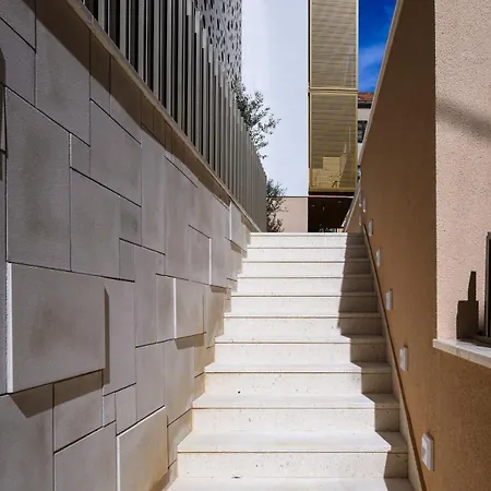 L 29 Luxury With Private Terrace, Апартаменты Сплит