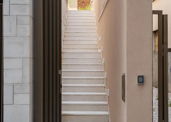 L 29 Luxury With Private Terrace, Apartament